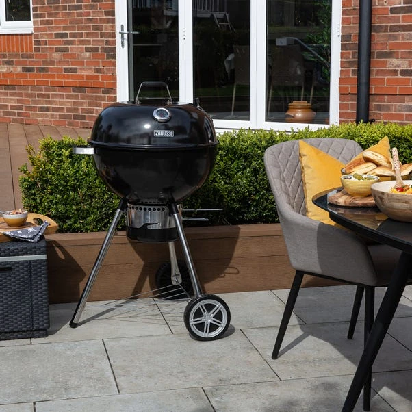 Zanussi Premium Kettle Charcoal BBQ & Cover 1 Zanussi Premium Kettle Charcoal BBQ & Cover