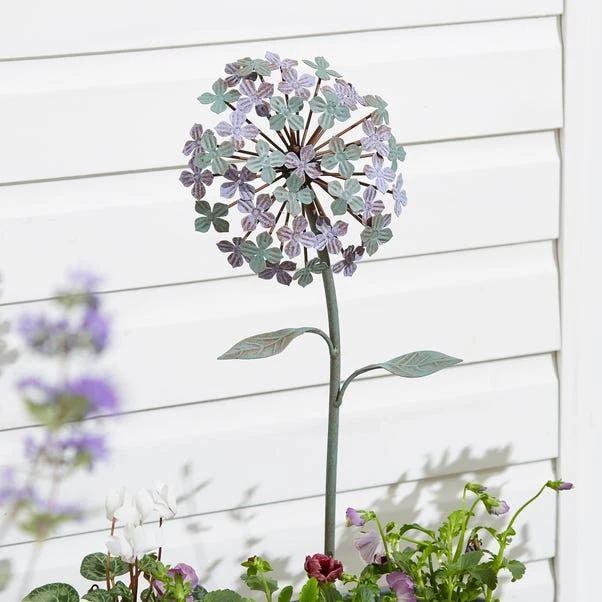 Multicoloured Iron Hydrangea Stake 1 Multicoloured Iron Hydrangea Stake