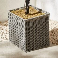 Artificial Boxwood Ball Tree In Woven Plant Pot -Tower Garden Outlet Store 30926644 alt01