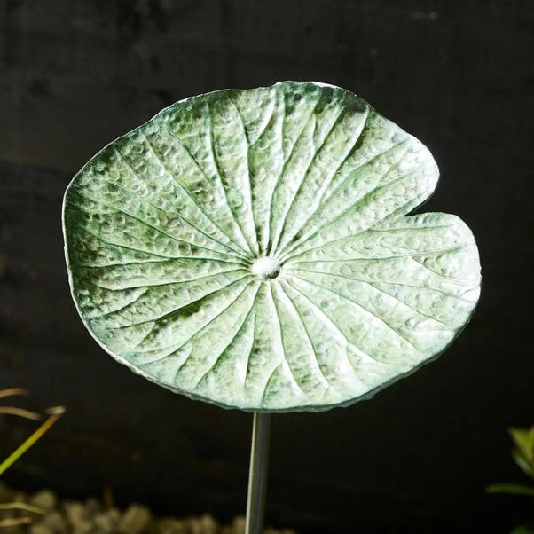 Indoor Outdoor Resin Lilypad Stake 2 Indoor Outdoor Resin Lilypad Stake - Image 2