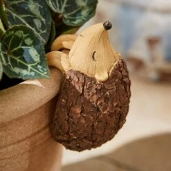 Resin Hedgehog Pot Hanger 3 Resin Hedgehog Pot Hanger -Tower Garden Outlet Store 30927995 alt01