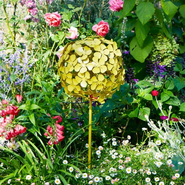 Sophie Robinson Giant Allium Garden Stake 4 Sophie Robinson Giant Allium Garden Stake - Image 4