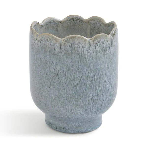 Scalloped Ceramic Plant Pot 6 Scalloped Ceramic Plant Pot - Image 6